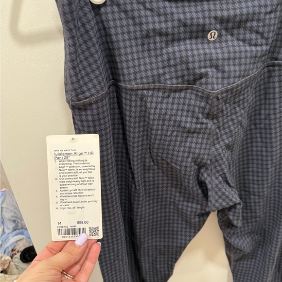 lululemon athletica Dark Blue Checkered Leggings - Picture 2 of 3
